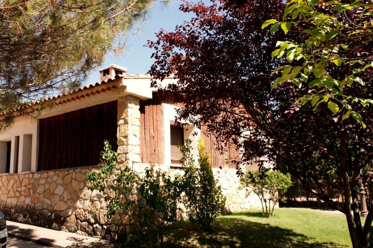 Aventura & Relax Cabanas Pena La Higuera Villalba de la Sierra Bagian luar foto